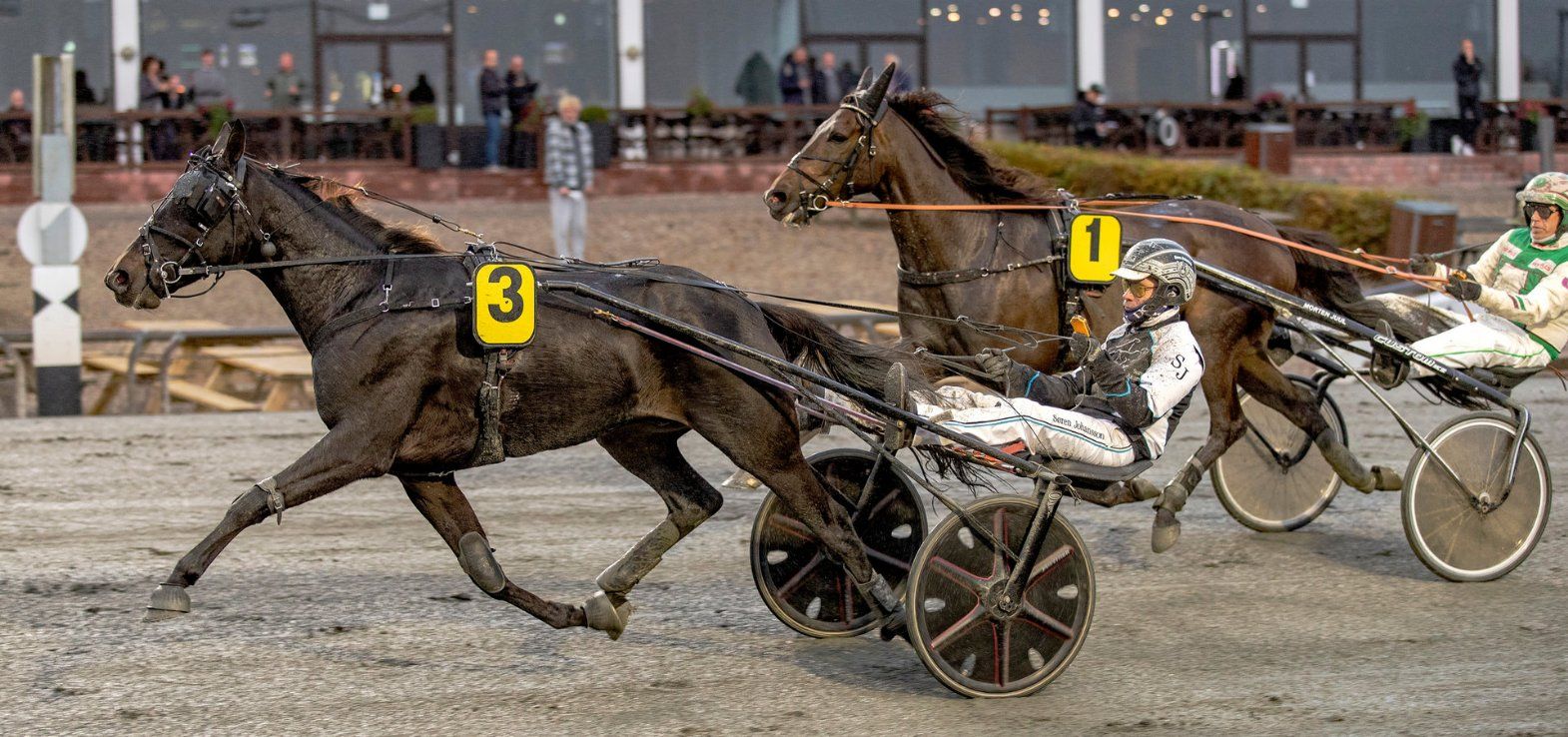 Borups Atlas med Søren Johansson ved en tidligere sejr på Lunden.