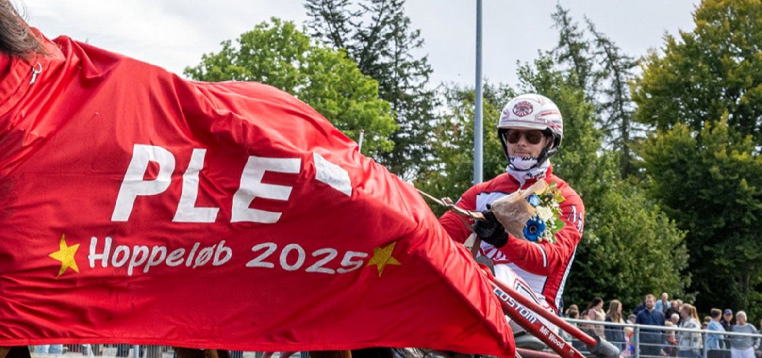 Mads Petersen ved en tidligere sejr på Bornholm med Hejdi Hovmand.