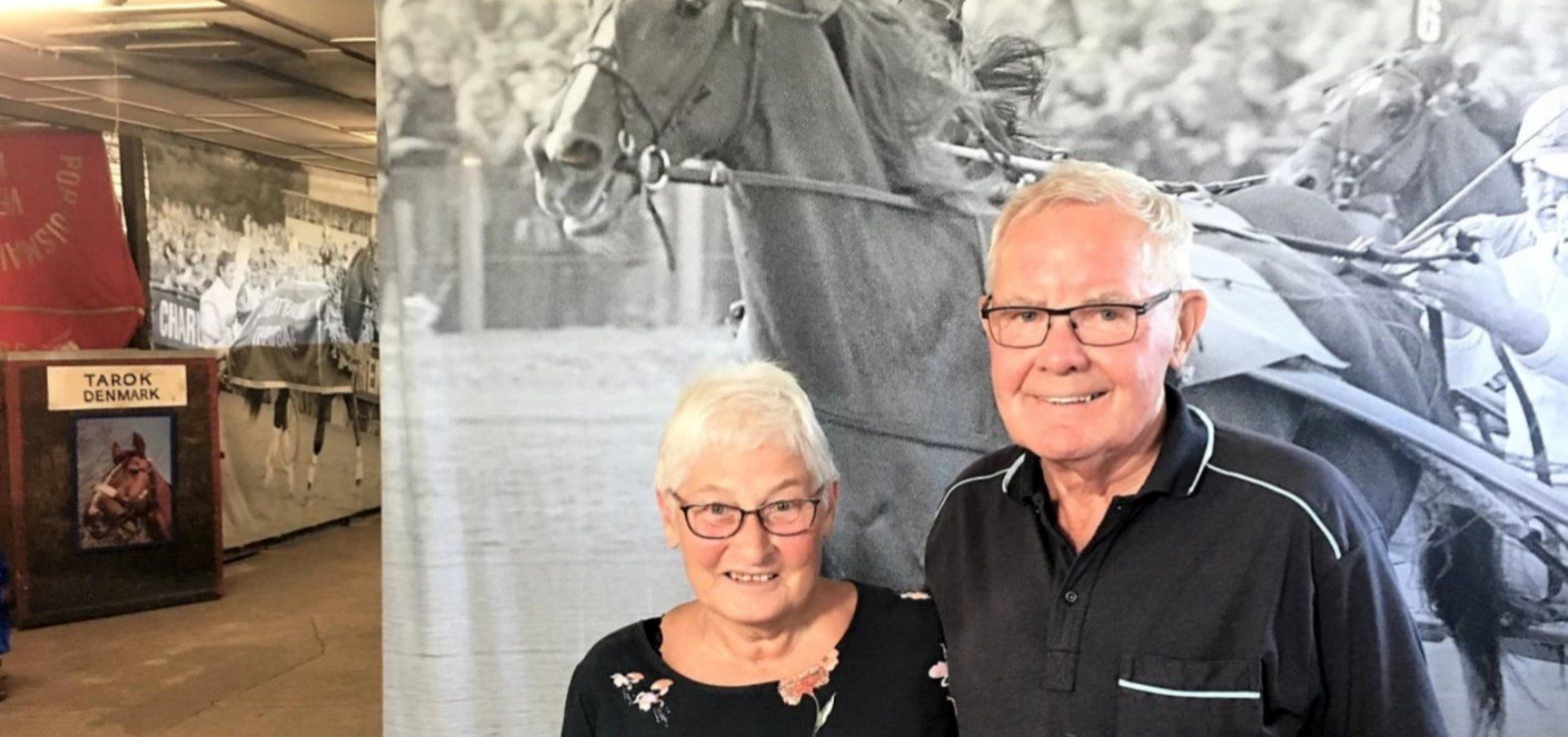 Jørn Laursen sammen med Fru Ingelise på det nu lukkede Tarok Museum.
