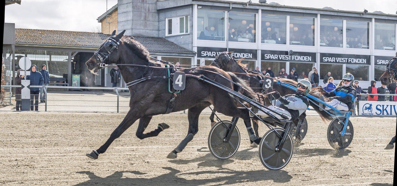 Jacobite ved en tidligere sejr i Skive med Kasper Foget i sulkyen.