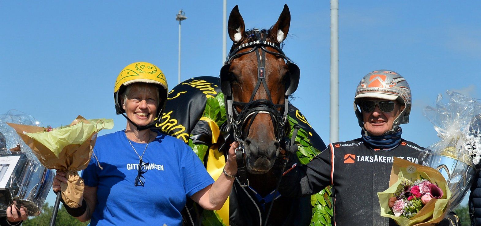 Gitte Hansen, Henrik Will og Ken Ecce efter sejren i Harald Lunds Mindeløb 2025.