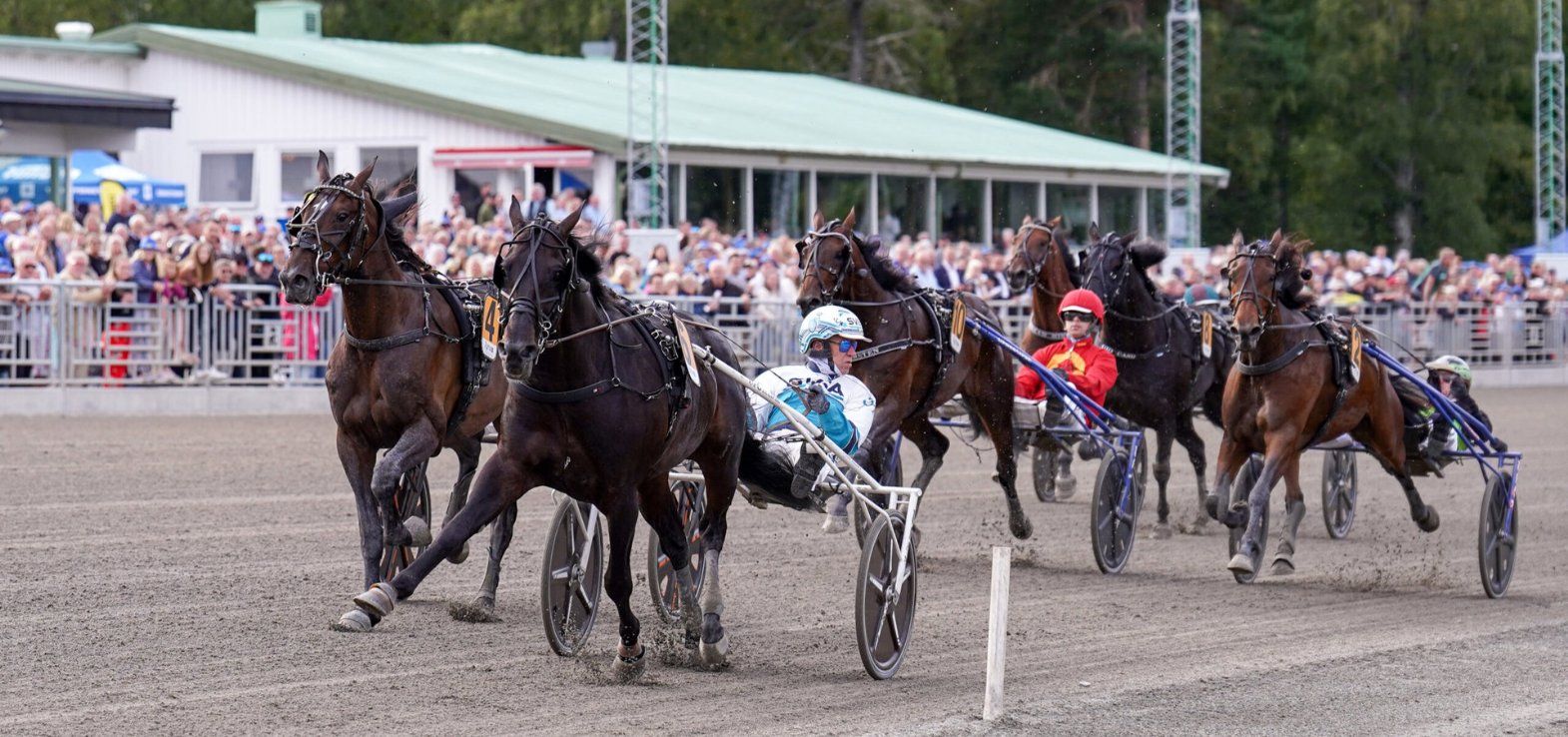 Don Fanucci Zet havde fuld kontrol på Östersund Travbane.