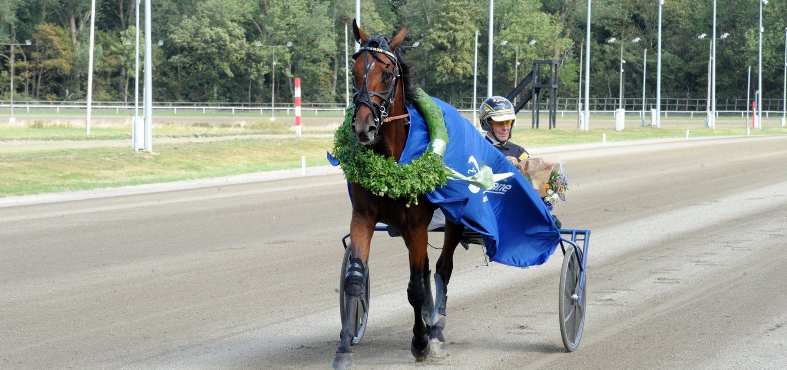 Menza på æresrunde for 13. gang i lige så mange starter.