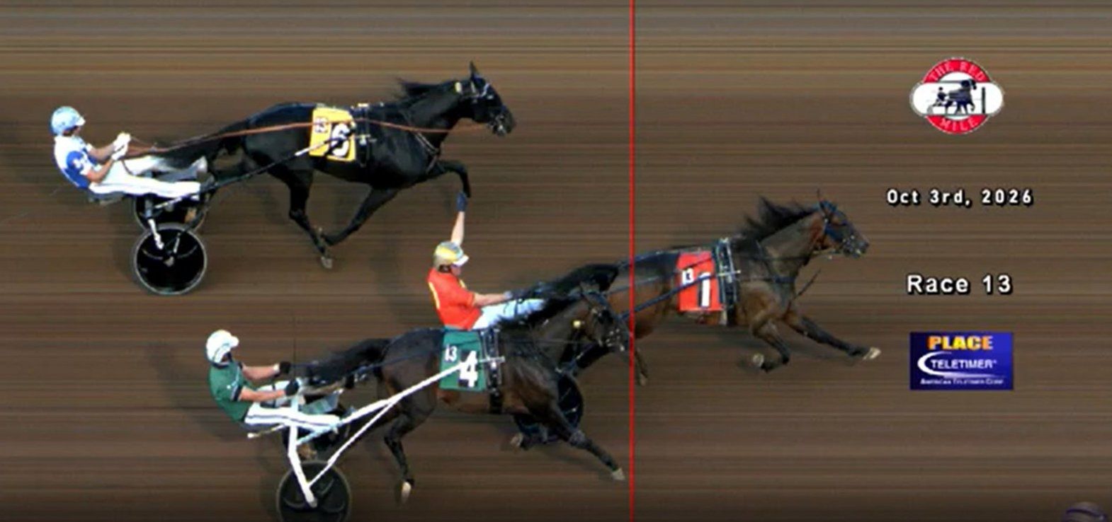 Der var tid til sejrsgestus, da Björn Goop vandt Kentucky Futurity med Nix Nacken.