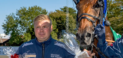 Kim Pedersen efter sejren med The One i Derbyweekenden 2025.