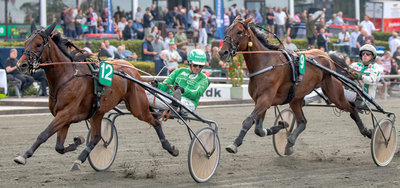Kings Money ved en tidligere sejr med René Kjær på Lunden.