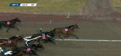 SVERIGE - Nicklas Korfitsen vandt V85-løb med Jane Hall