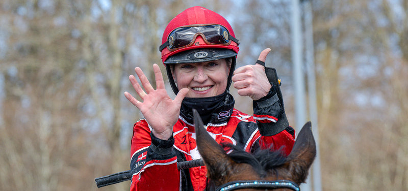 MONTÉ-ELITEN: Nicole Marsing rider Henk Grift-trænede Gigolo Lover