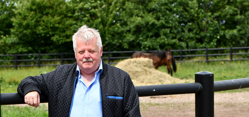 Efter nederlag på DTC-generalforsamling: Kim Kærslund afvikler hesteholdet i Danmark