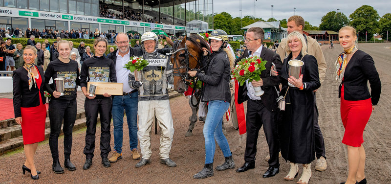 Flower Dust solgt til Peter Rudbeck